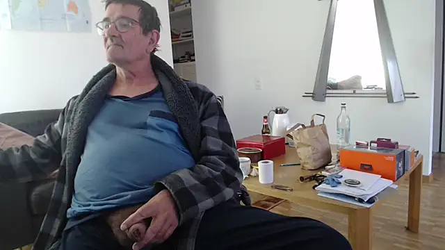 silvio-aus-luzern-CH online show from March 2026 07:53:01 AM