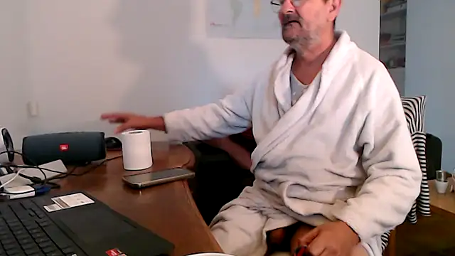 silvio-aus-luzern-CH online show from October 2025 06:14:01 AM