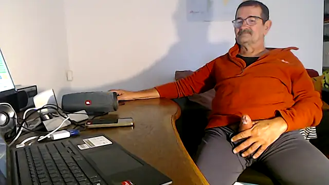 silvio-aus-luzern-CH online show from October 2025 08:04:01 AM