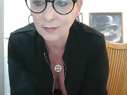 lilie69 online show from March 2025 06:12:02 PM
