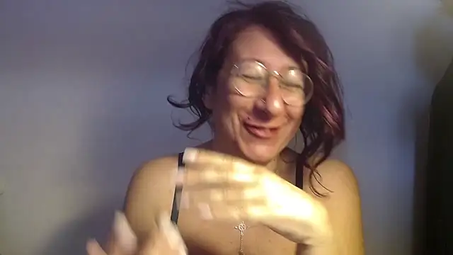 Snapshot of milkarock chatting on May 2026 08:19:02 AM milkarock online show from May 2026 08:19:02 AM