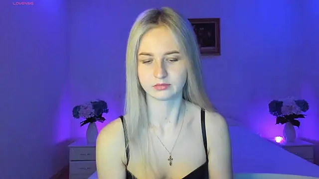 AnnaCarrera online show from March 2025 08:54:01 PM