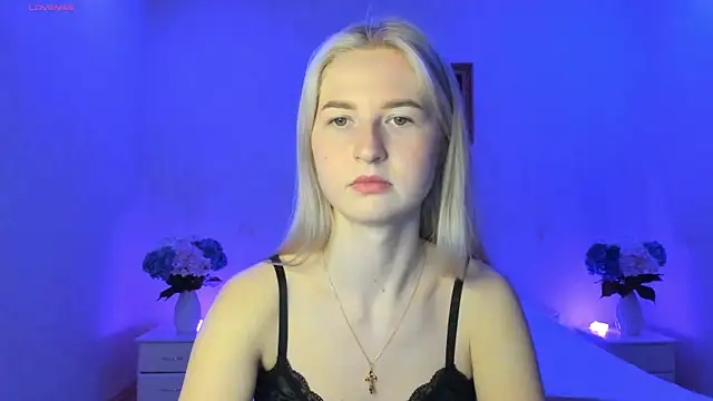 AnnaCarrera online show from March 2025 09:32:02 PM