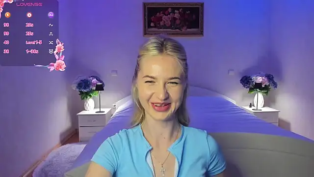 Snapshot of AnnaCarrera chatting on May 2026 08:23:01 PM AnnaCarrera online show from May 2026 08:23:01 PM