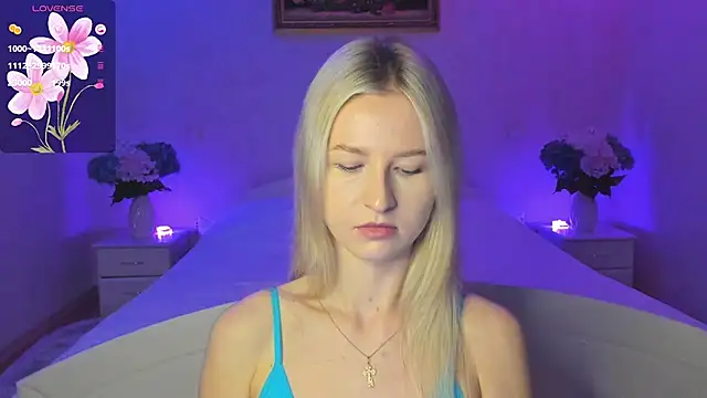 AnnaCarrera online show from November 2025 08:25:01 PM