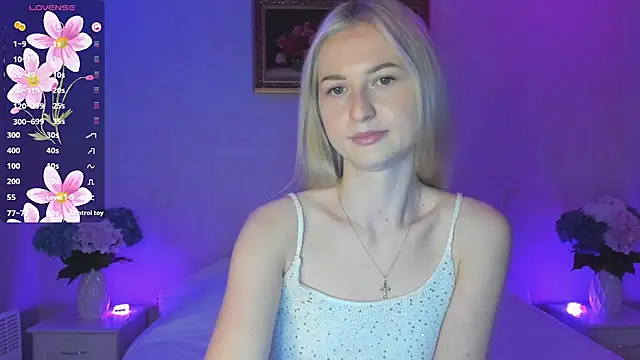 AnnaCarrera online show from October 2025 06:27:01 PM