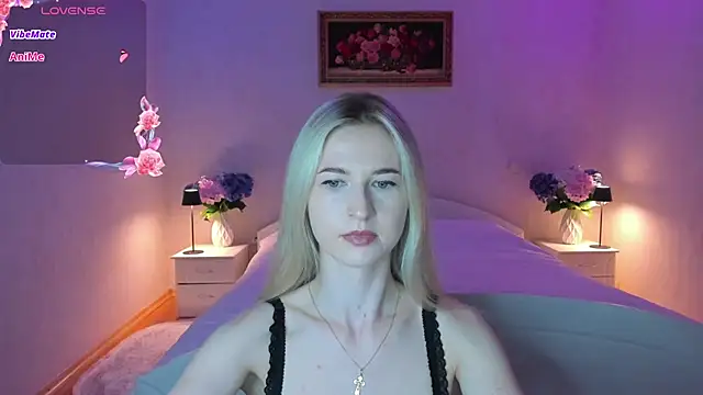 AnnaCarrera online show from June 2026 08:09:01 PM