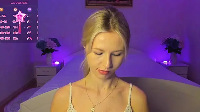 AnnaCarrera online show from November 2025 06:18:01 PM