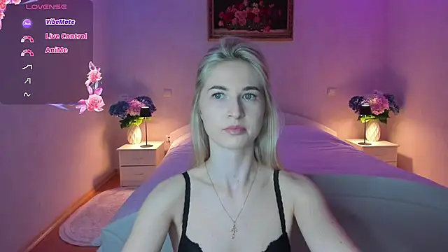 AnnaCarrera online show from June 2026 07:41:01 PM