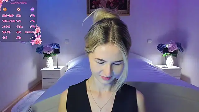 AnnaCarrera online show from April 2026 09:39:33 PM