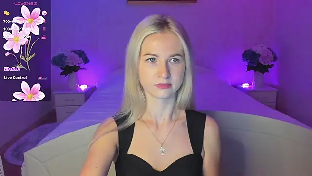 AnnaCarrera online show from October 2025 09:05:01 PM