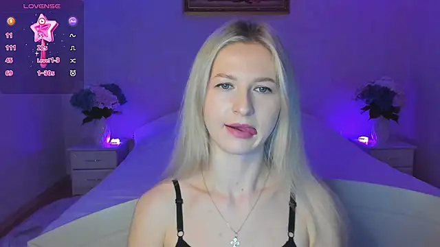 AnnaCarrera online show from November 2025 08:52:02 PM