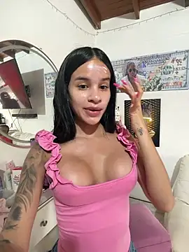 Snapshot of secretgreisy_ chatting on April 2026 09:27:01 PM secretgreisy online show from April 2026 09:27:01 PM