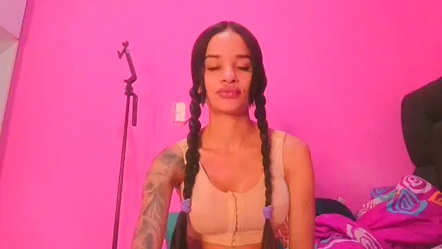 secretgreisy  online show from February 2026 07:35:02 PM