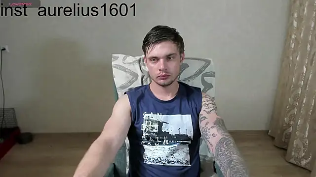 maks wolfis online show from June 2026 10:20:01 PM