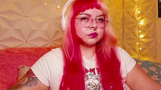 Snapshot of Satyn_doll chatting on July 2026 11:30:01 PM Satyn doll online show from July 2026 11:30:01 PM