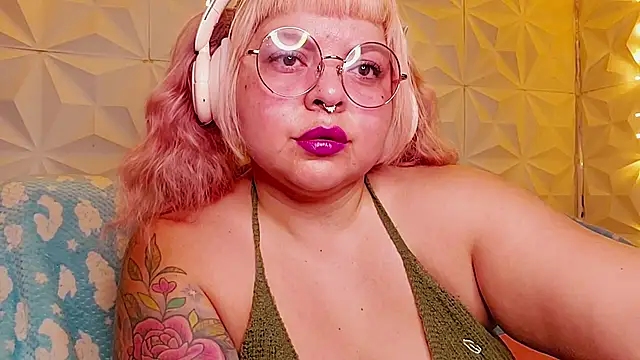 Satyn doll online show from May 2026 10:32:02 PM