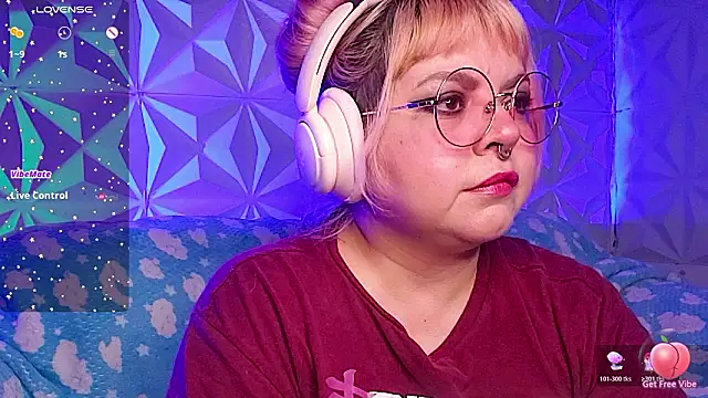 Satyn doll online show from March 2026 10:05:01 PM