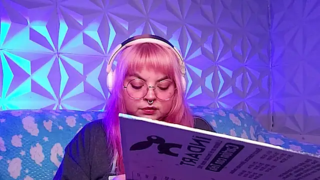 Satyn doll online show from April 2026 11:12:02 PM