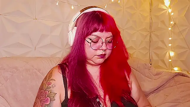 Snapshot of Satyn_doll chatting on July 2026 11:56:01 PM Satyn doll online show from July 2026 11:56:01 PM