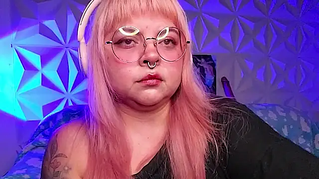 Satyn doll online show from April 2026 12:44:02 AM