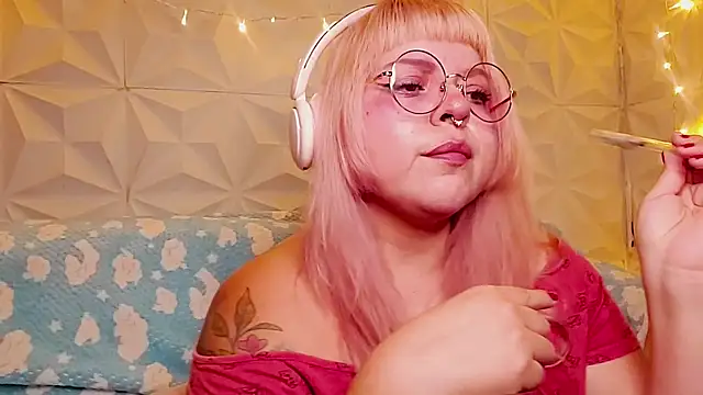 Satyn doll online show from May 2026 12:08:01 AM