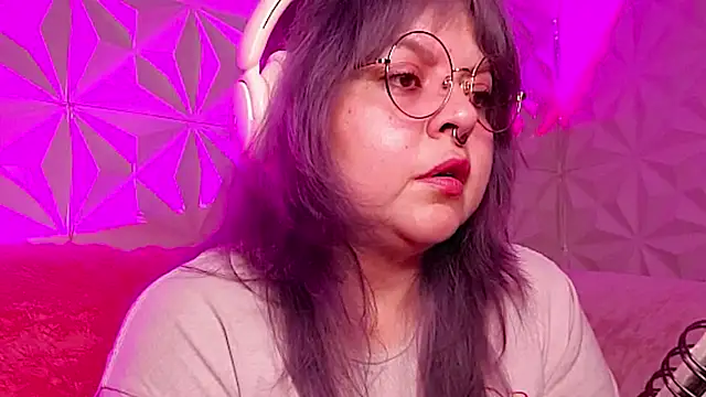 Snapshot of Satyn_doll chatting on October 2025 02:32:01 AM Satyn doll online show from October 2025 02:32:01 AM