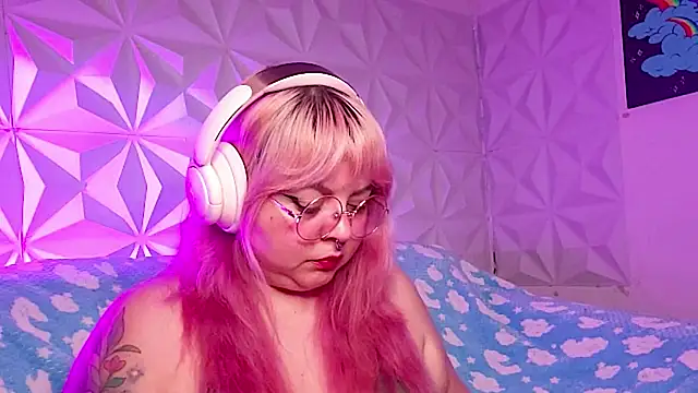 Satyn doll online show from March 2026 10:27:02 PM