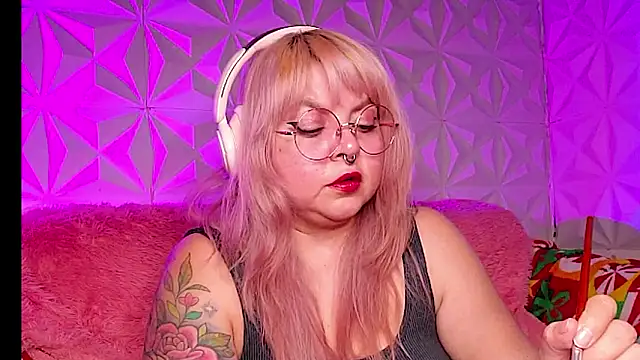 Satyn doll online show from February 2026 12:10:02 AM