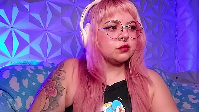 Satyn doll online show from April 2026 09:51:01 PM