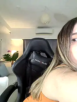 Snapshot of Ory_stev chatting on November 2025 11:19:02 PM Ory stev online show from November 2025 11:19:02 PM