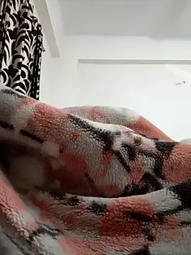 indianguy21 online show from December 2024 05:08:01 PM