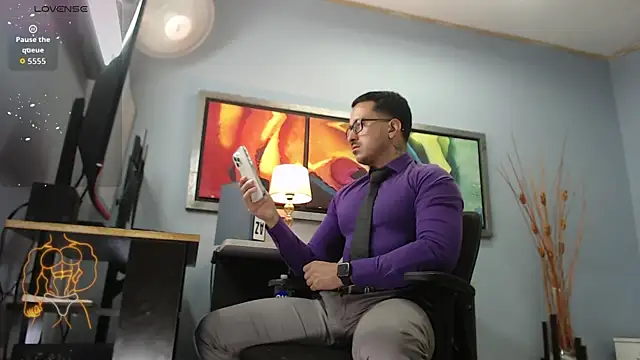 randyluke online show from April 2026 07:29:01 PM