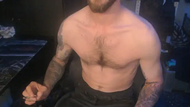 SexxxyLouis online show from June 2026 01:01:02 PM