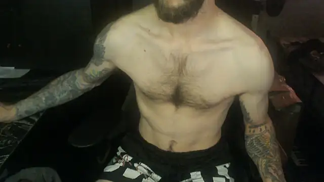 SexxxyLouis online show from May 2026 07:32:02 PM