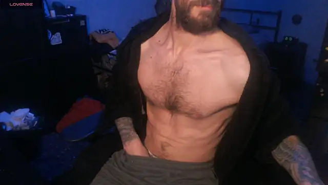 Snapshot of SexxxyLouis chatting on September 2025 08:20:01 AM SexxxyLouis online show from September 2025 08:20:01 AM