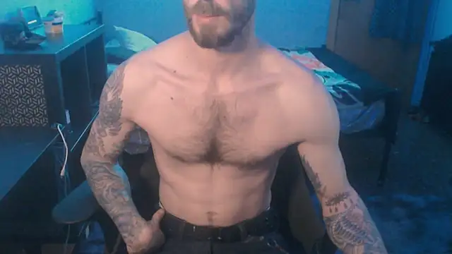 Snapshot of SexxxyLouis chatting on March 2025 12:01:01 PM SexxxyLouis online show from March 2025 12:01:01 PM