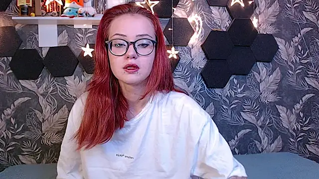 ChiooMia online show from May 2026 03:43:02 AM