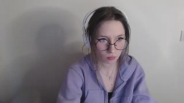  Hanna Moon  online show from April 2026 11:47:01 AM