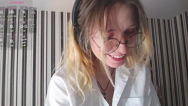  Hanna Moon  online show from December 2024 10:43:01 AM