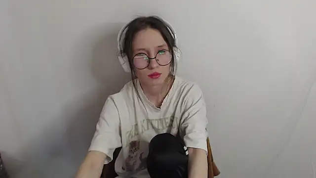  Hanna Moon  online show from April 2026 07:48:02 AM