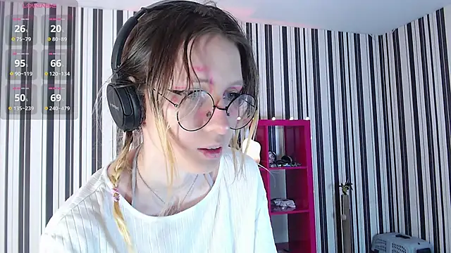  Hanna Moon  online show from February 2025 07:15:01 AM