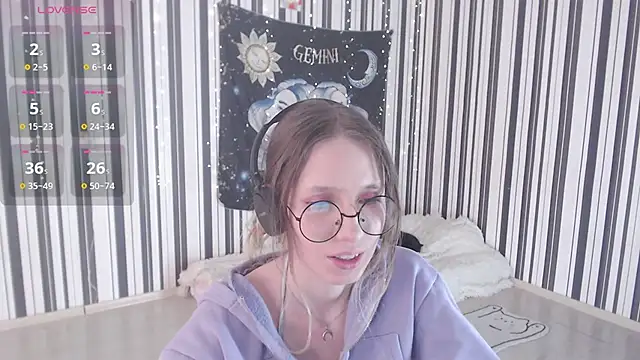  Hanna Moon  online show from October 2025 09:22:02 AM