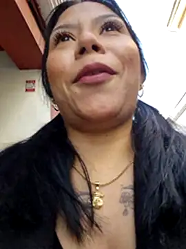 Snapshot of little_susie chatting on December 2025 09:58:01 AM little susie online show from December 2025 09:58:01 AM