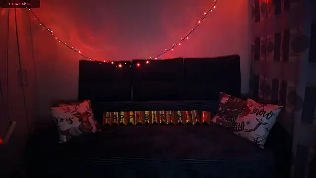 EllenMoore online show from December 2025 03:12:02 AM