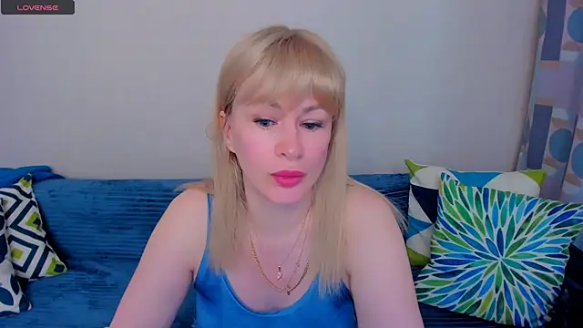 EllenMoore online show from June 2026 03:03:02 AM