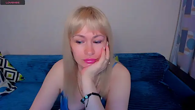 EllenMoore online show from July 2026 04:30:01 AM