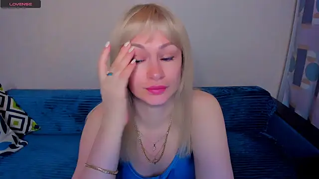 EllenMoore online show from July 2026 03:11:01 AM