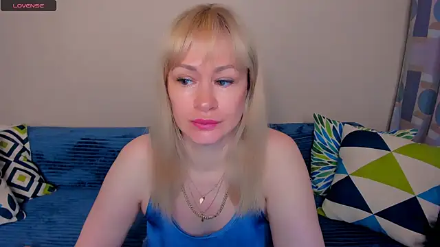 EllenMoore online show from June 2026 03:06:02 AM