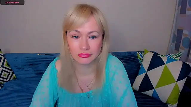 EllenMoore online show from July 2026 03:23:01 AM